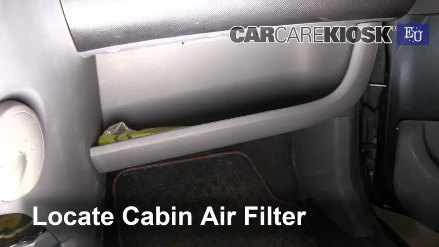 2008 Citroen C1 Advance 1.0L 3 Cyl. Filtre à air (intérieur) Changement